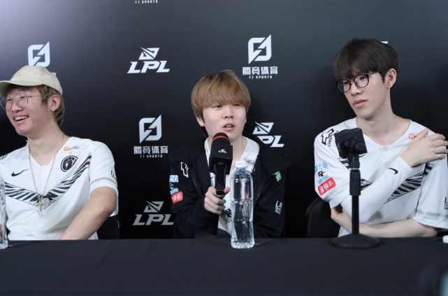 表自己來源 表自己來源